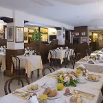 Nuovo Teson Hotel