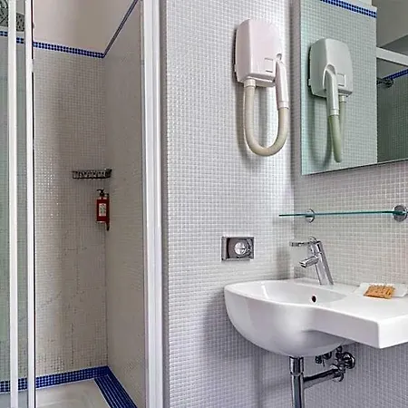 Nuovo Teson Hotel 3*
