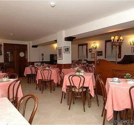 Hotell Nuovo Teson 3*