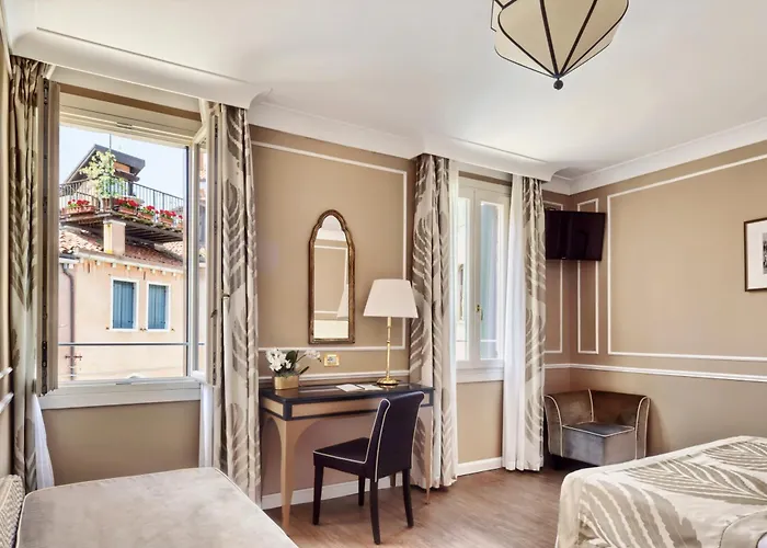 ホテル ヌオヴォ テソン ヴェネツィア