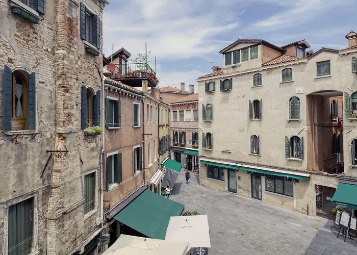 ホテル ヌオヴォ テソン