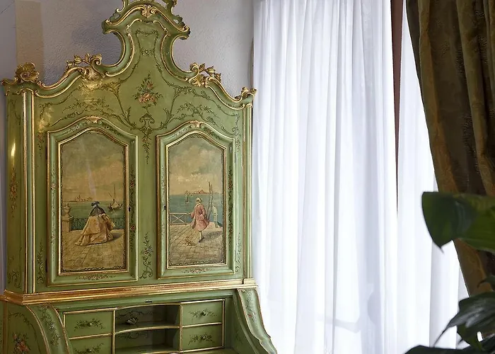 ヌオヴォ テソン 3* ヴェネツィア